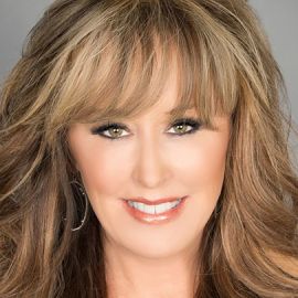 Lisa Copeland Headshot