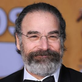 Mandy Patinkin Headshot