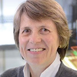 Penny Chisholm Headshot