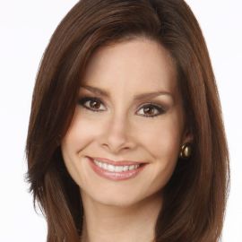 Rebecca Jarvis Headshot
