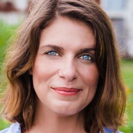 Vivian Howard Headshot