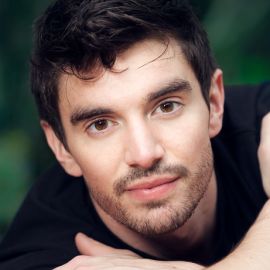 Steve Grand Headshot