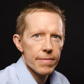 Neil Howe Headshot