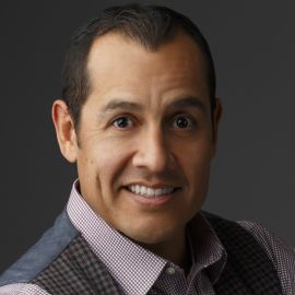 Oz Sanchez Headshot