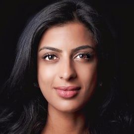 Komal Ahmad Headshot