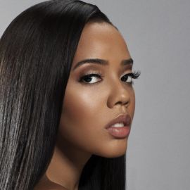 Angela Simmons Headshot
