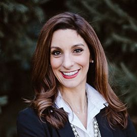 Leah Georges Headshot