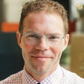 Greg Lindsay Headshot