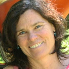 Jan Reynolds Headshot