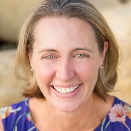 Maureen Healy Headshot