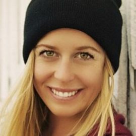 Jamie MoCrazy Headshot