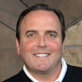 Derrick Hall Headshot