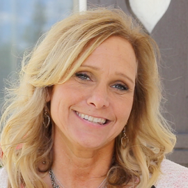 LynnMarie Rink Headshot