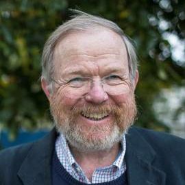 Bill Bryson Headshot