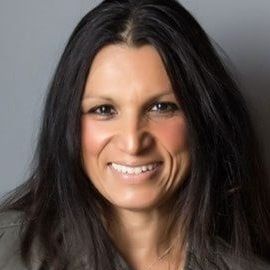 Chitra Anand Headshot