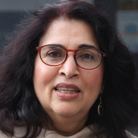 Urvashi Sahni Headshot