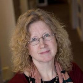 Ruth Malone Headshot