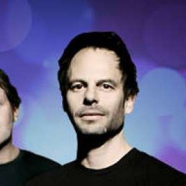 Gin Blossoms Headshot