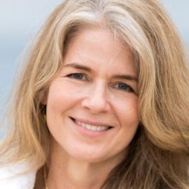 Adrienne Brodeur Headshot