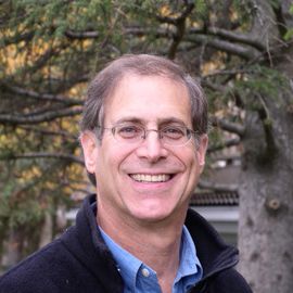 Jeff Lowenfels Headshot