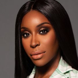 Jackie Aina Headshot