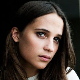 Alicia Vikander Headshot