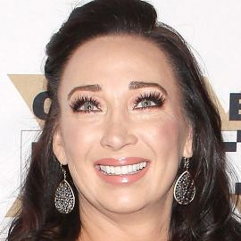 Amy Van Dyken-Rouen Headshot
