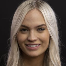 Courtney Scharf Headshot