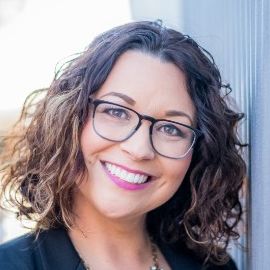 Amy Carter Headshot