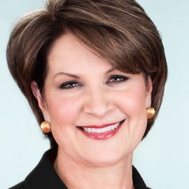 Marillyn Hewson Headshot
