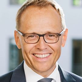 Rainer Strack Headshot