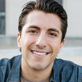 Jason Tartick Headshot