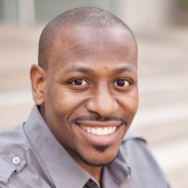 Jonathan Evans Headshot