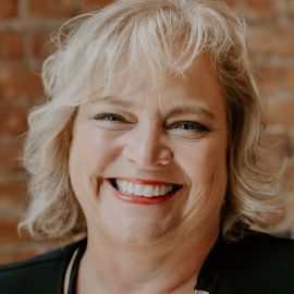Dee Ann Turner Headshot