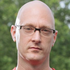 Charlie Miller Headshot