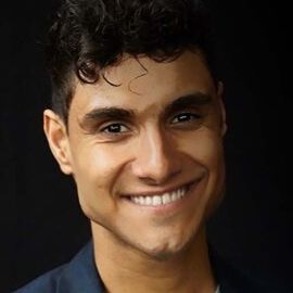 Emmanuel Kelly Headshot
