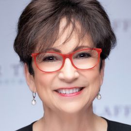 Nancy Tengler Headshot